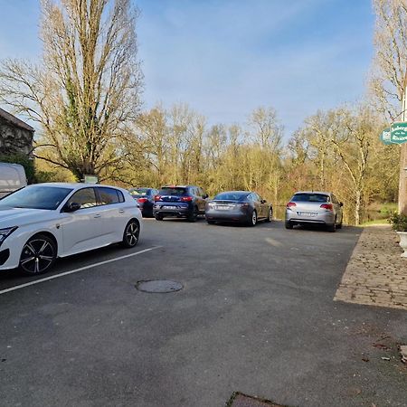 Logis Auberge De La Riviere Les Velluire-sur-Vendee Exterior foto